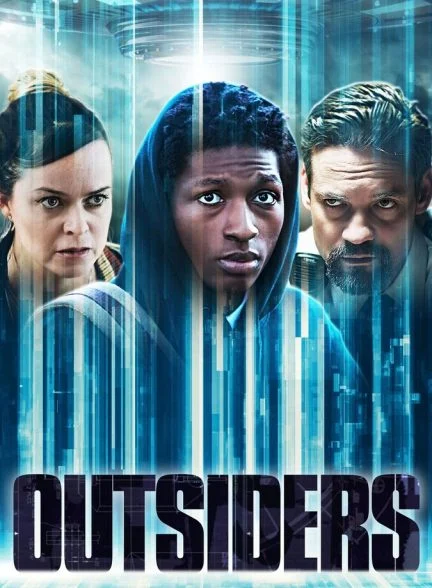 فیلم بیگانگان-the outsider