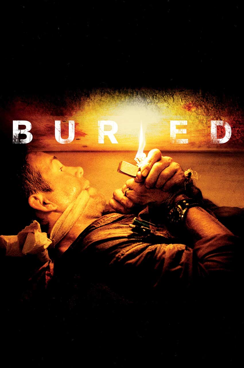 صحنه‌ای از فیلم دفن شده (Buried) با بازی رایان رینولدز داخل تابوت