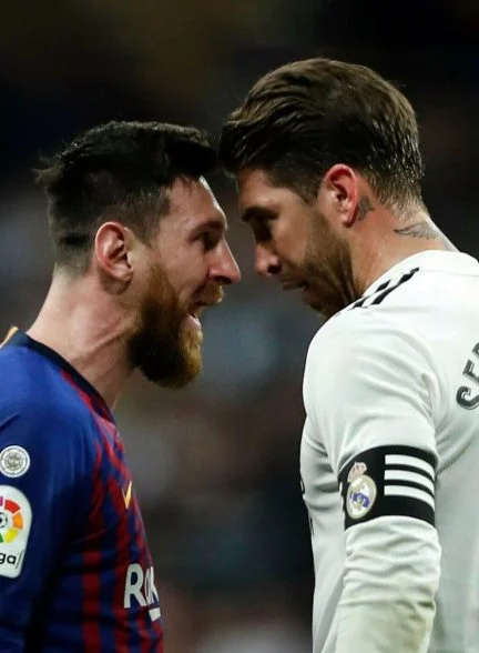 فیلم دعواهای وحشتناک در فوتبال-horror fights and red cards moments in football