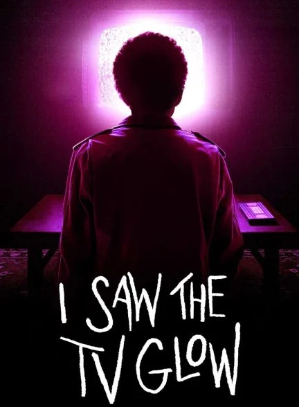 فیلم من درخشش تلویزیون را دیدم-i saw the tv glow